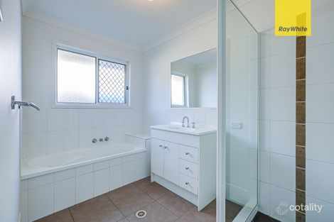 Property photo of 8 Barker Close Goodna QLD 4300