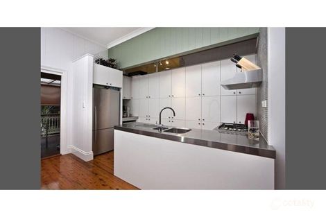 Property photo of 114 Arthur Terrace Red Hill QLD 4059