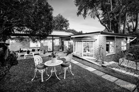 Property photo of 22 Ferndale Road Normanhurst NSW 2076