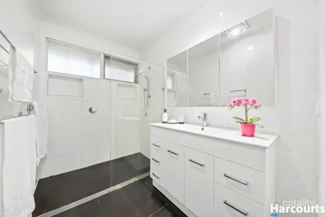 Property photo of 10 Alexandra Street Upper Ferntree Gully VIC 3156