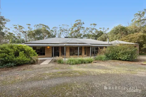 177 Calverts Rd, Ross Creek, VIC 3351