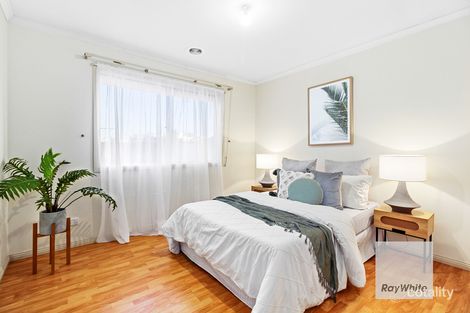 Property photo of 17 Pecks Road Sydenham VIC 3037