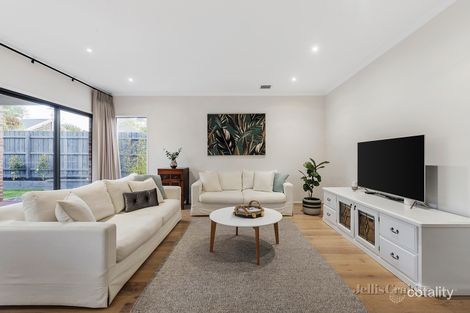 Property photo of 11 Simon Street Blackburn North VIC 3130