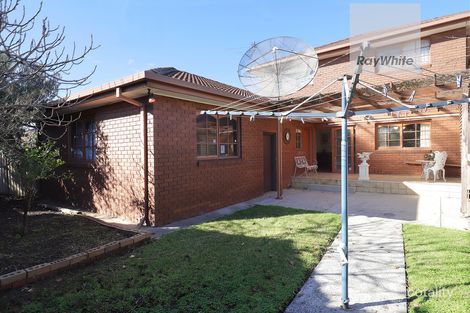 Property photo of 23 Scampton Crescent Tullamarine VIC 3043