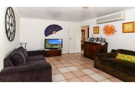 Property photo of 13 Chifley Drive Bethania QLD 4205