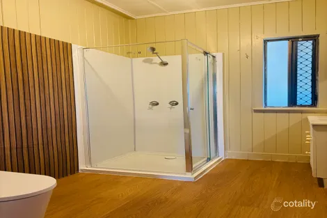 Property photo of 28 Melaleuca Street Slade Point QLD 4740