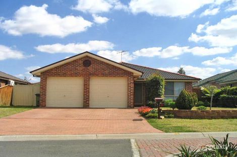 26 Todd Ct, Wattle Grove, NSW 2173