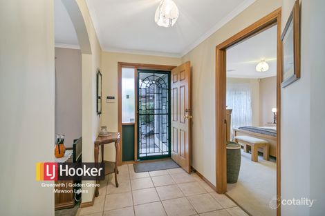 Property photo of 14 Lake Fortesque Avenue Greenwith SA 5125