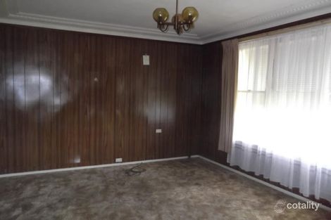 Property photo of 28 Templemore Street Young NSW 2594