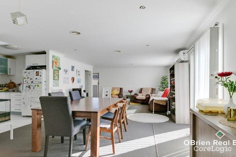 Property photo of 13/21 Brunnings Road Carrum Downs VIC 3201