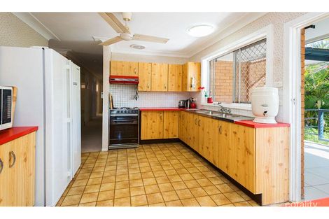 Property photo of 20 Koumala Street Mansfield QLD 4122