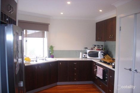 Property photo of 17 Holly Court Gowanbrae VIC 3043