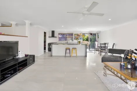Property photo of 9 Fuerte Court Bli Bli QLD 4560