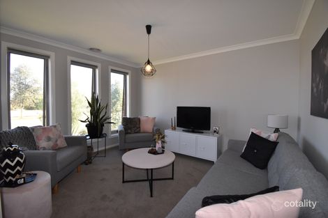 Property photo of 626 Union Road Lavington NSW 2641