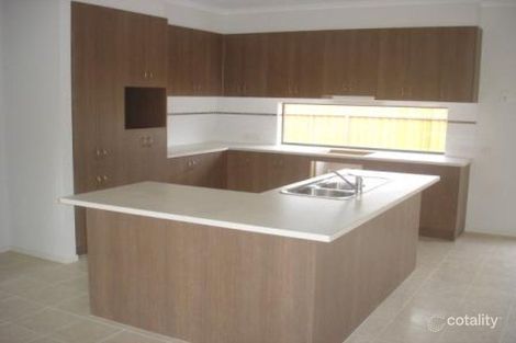 Property photo of 2 Oakwood Circuit Munno Para West SA 5115