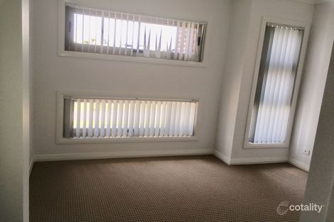 Property photo of 15 Elizabeth McRae Avenue Minto NSW 2566