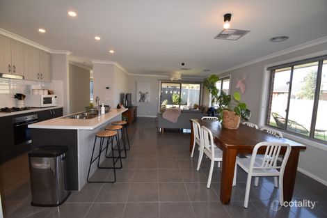 Property photo of 626 Union Road Lavington NSW 2641