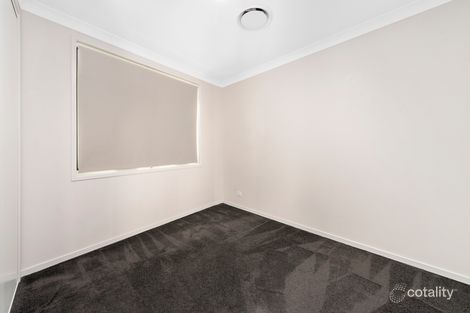 Property photo of 2/4 Compass Drive Biggera Waters QLD 4216