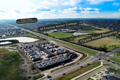 Property photo of 15 Broadbank Crescent Clyde North VIC 3978