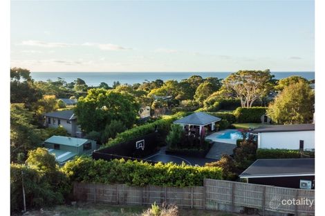 Property photo of 36 Dalsten Grove Mount Eliza VIC 3930