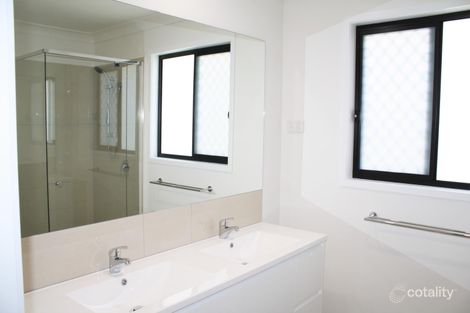 18 Ignatius St, Augustine Heights, QLD 4300