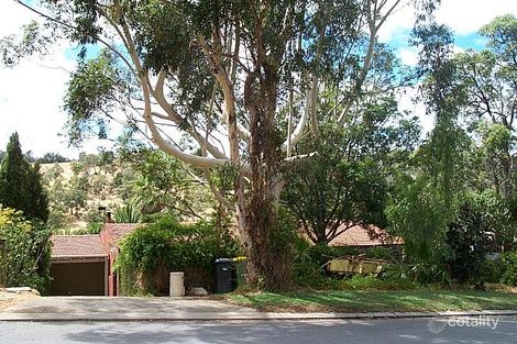 18 Barranduna Dr, Mount Nasura, WA 6112