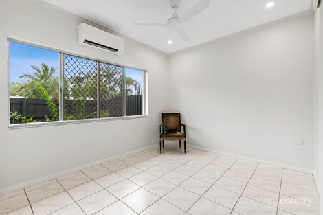 Property photo of 10 Carrum Close Kewarra Beach QLD 4879