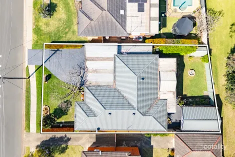 Property photo of 36 Parkwood Grove Emu Heights NSW 2750