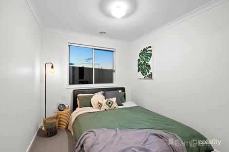Property photo of 20 Ambleside Way Officer VIC 3809