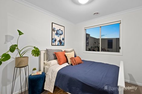 Property photo of 20 Ambleside Way Officer VIC 3809