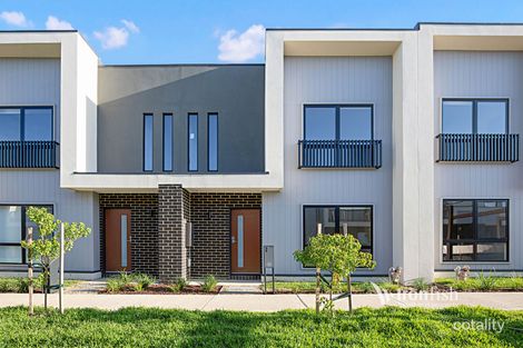 39 Cultura Walk, Cranbourne West, VIC 3977