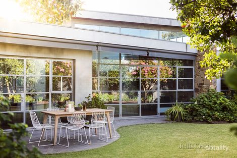 Property photo of 10 Oldis Avenue Northcote VIC 3070