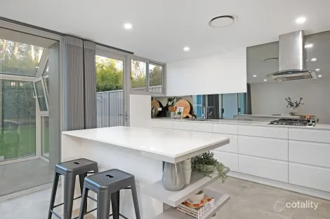 Property photo of 17 Deluxe Circuit Norwest NSW 2153