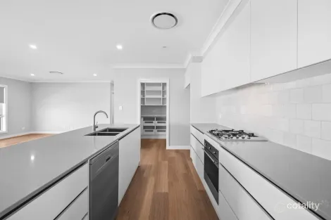 Property photo of 82 Verdelho Drive North Tamworth NSW 2340