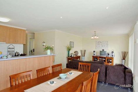 Property photo of 10 Paratone Crescent St Albans Park VIC 3219