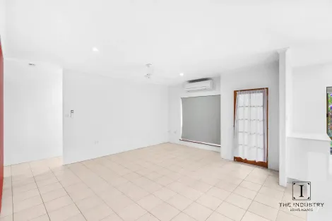 Property photo of 3 Elkhorn Close Redlynch QLD 4870