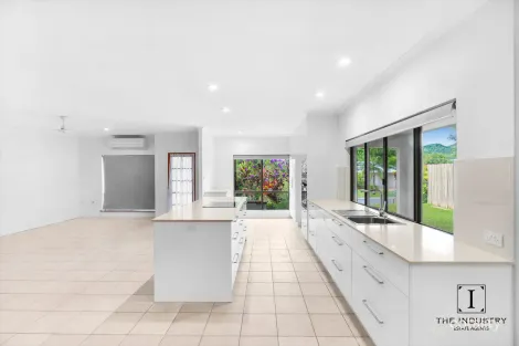 Property photo of 3 Elkhorn Close Redlynch QLD 4870