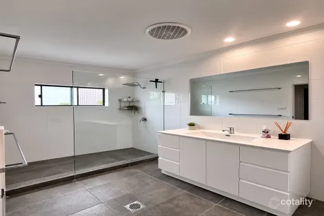 Property photo of 3 Elkhorn Close Redlynch QLD 4870