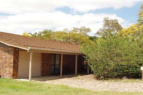 8 Holder St, Wishart, QLD 4122