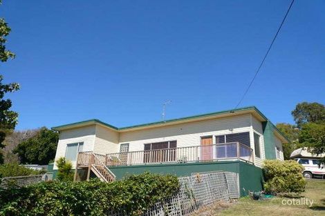 13 Seaside Cres, Penguin, TAS 7316