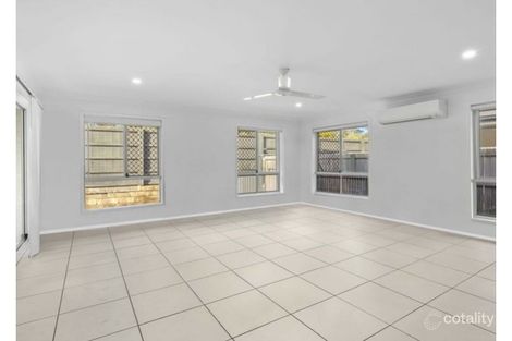 Property photo of 8 Jackson Place Greenbank QLD 4124