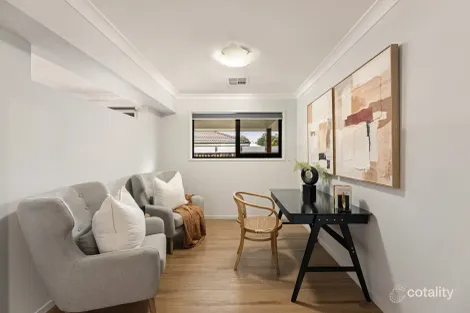 Property photo of 17 Sevenhill Place Doolandella QLD 4077