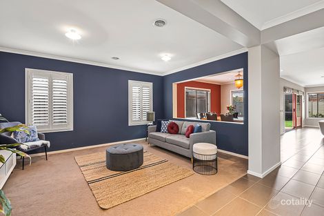 Property photo of 11 Holly Court Gowanbrae VIC 3043