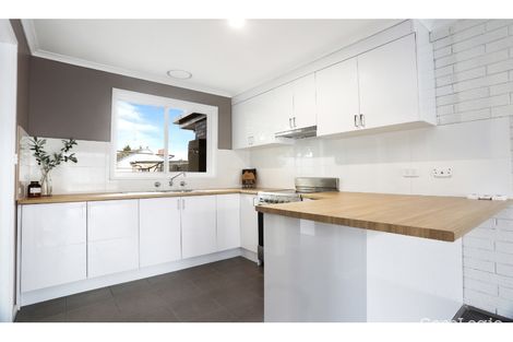 Property photo of 3/21 Tucker Street Breakwater VIC 3219