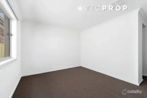 Property photo of 9 Sonder Avenue Werribee VIC 3030