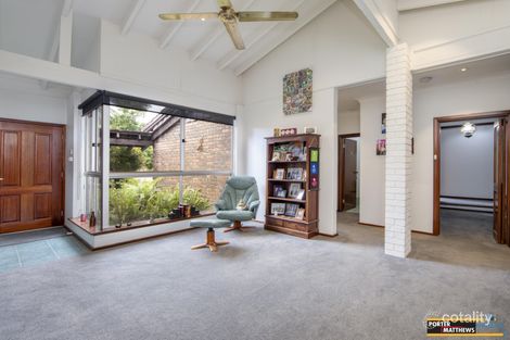 Property photo of 17 Glyde Road Lesmurdie WA 6076