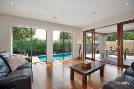 Property photo of 111 Argyle Road Kew VIC 3101