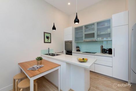 Property photo of 16/39-41 Clarence Road Indooroopilly QLD 4068