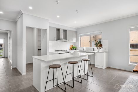 Property photo of 9 Muster Street Drouin VIC 3818