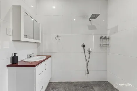 Property photo of 8 Foxlow Street Captains Flat NSW 2623